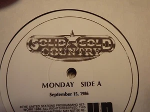 Solid Gold Country. 5 country music radio shows. Sept. 15-19, 1986. 5 LP set. - Picture 1 of 7