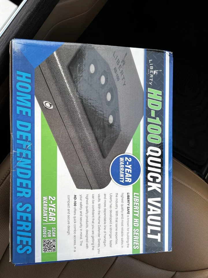 Combo Bóveda Rápida Pistola Liberty Safe con Entrada Automática, HD-100 Gris con Teclas Nuevo Foto 1 de 2