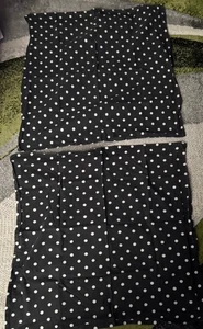 Europäische quadratische Kissenbezüge 2er Set Euro Kissenbezüge 24x24" schwarz mit weißen Tupfen - Bild 1 von 3