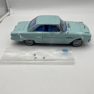 Ford Falcon 1963 1/18 Sunstar azul coleccionables estadounidenses, espejo roto - Imagen 1 de 17