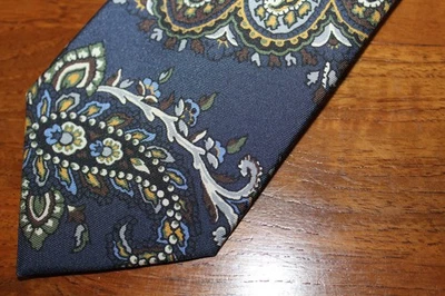 DANIEL CREMIEUX SIGNATURE COLLECTION MENS NECKTIE 100% SILK PAISLEY NAVY & MULTI - Image 1 of 4