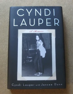SIGNED - CINDI LAUPER a memoir - 1st/1st  2012 HCDJ - NF - Picture 1 of 5