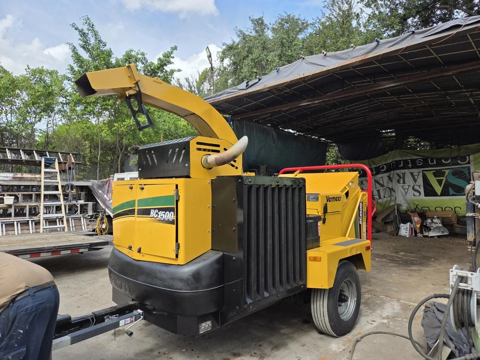 2016 威猛 (Vermeer) BC 1500 碎纸机 — 第 1/4 张图片