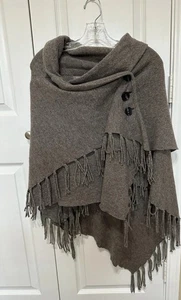 Uno Due Poncho Size S/M Lambswool Brown Buttons Preppy CottageCore Cozy Soft - Picture 1 of 7
