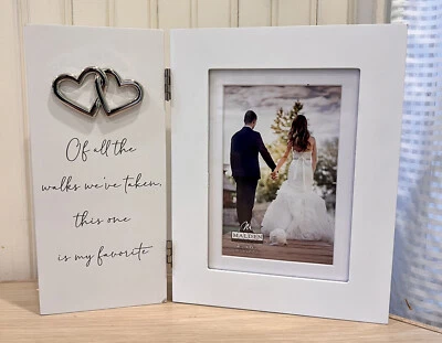 Moldura de casamento 4x6 prata branca Malden Of All The Walks We’ve Taken This One Is - Imagem 1 de 4