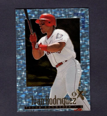 Skybox E-X2000 1997 Credenciales esenciales paralelo #47 Ivan Rodriguez SP #/99 Foto 1 de 2