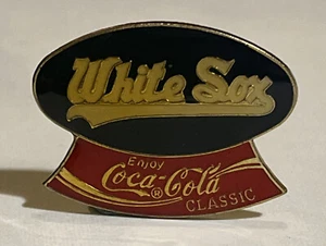 Alfiler conmemorativo de Coca Cola ~ Medias Blancas de Chicago ~ MLB ~ 90 de colección - Imagen 1 de 5