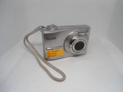 Kodak Easyshare C713 Silver. Spare and Repair, Battery Leaking Corrosion - Image 1 of 4