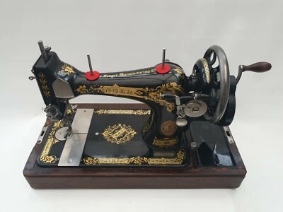 SINGER SEWING HAND MACHINE 28k with Bentwood Cover and lovely Gold Decals. - Image 1 of 4