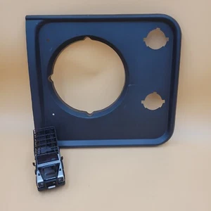 Land Rover Left Headlamp Finisher Part# BTR7849PUC - Picture 1 of 3