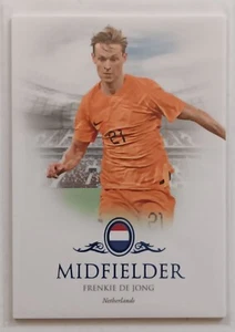 2023 Futera Unico Mondo Calcio Zaffiro Frenkie de Jong /20 Olanda Barca - Foto 1 di 2