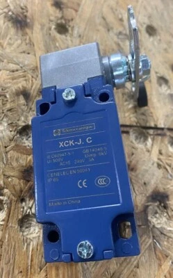 Limit switch Rotary Adjustable Roller Lever Arm - Image 1 of 4