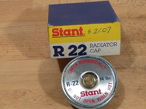 Radiator Cap, Stant R 22, 14 Lbs, Gates 31527, NAPA 703-1697, #2107 - Picture 1 of 1