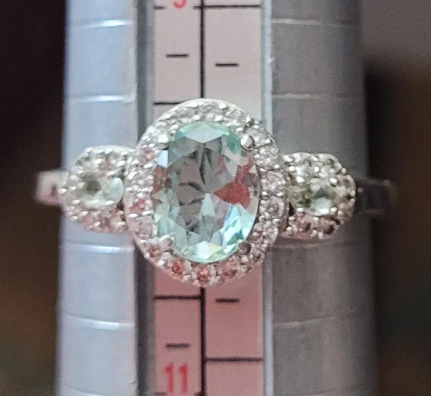 Aguamarina ligera creada por laboratorio RBP con detalles claros talla 10 Foto 1 de 1