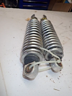 Amortiguadores traseros Suzuki GS 1000 1978 Foto 1 de 4