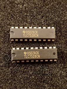 2 x TLC7528CN DUAL 8-BIT MULTIPLYING DAC - DIP20 - Texas instruments - Bild 1 von 1