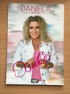 Tarjeta de autógrafo Daniela Alfinito original firmada MÚSICA TV #5966 - Imagen 1 de 1