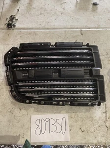2013-2024 RAM 1500 CLASSIC OEM INSERT CHROME LEFT GRILLE DRIVER LH - Bild 1 von 8