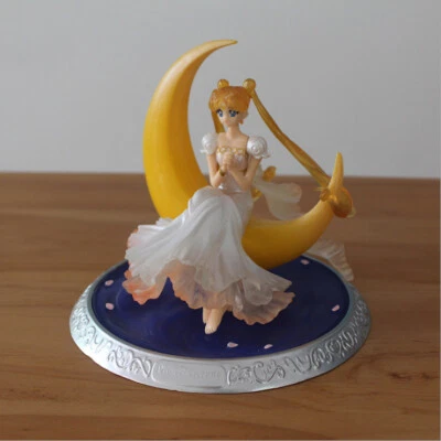 Sailor Moon Tsukino Usagi in Wedding Dress Action Figure Cake Topper Home Decor - Image 1 of 4