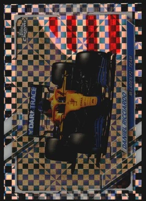 2021 Topps Chrome Formula 1 Checker Flag #100 Daniel Ricciardo F1 Cars - Racing - Image 1 of 2
