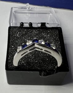Anillo Nevada Jewelry Co. 'NV' tono plata talla 7 - circonita cúbica y piedras azules - Imagen 1 de 9