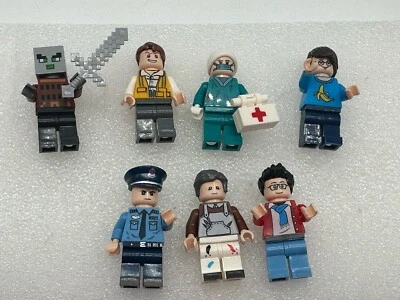 Lego Minifigures Lot Of 7 Assorted Figures Doctor Minecraft Police Officer - Image 1 of 4