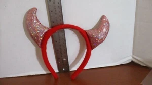 Great Pretend Ears RED DEVIL HORNS HEADBAND HEADPIECE Halloween Accessory - Picture 1 of 1