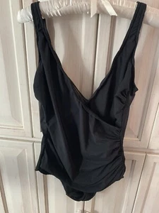 Miraclesuit Swimsuit to use for pattern - Picture 1 of 4