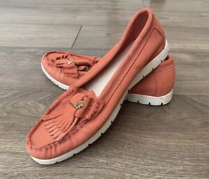 Heavenly Soles Salmon Suede Moccasin Slip On Driving Shoes  Sz Uk 8