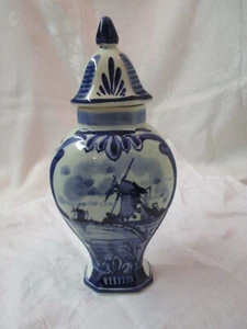 Vintage Delfts Holland Blue Delft hand painted porcelain Ginger Jar with Lid - Picture 1 of 8
