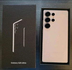 Samsung Galaxy S25 Ultra 512GB, Unlocked, Titanium White - Picture 1 of 5