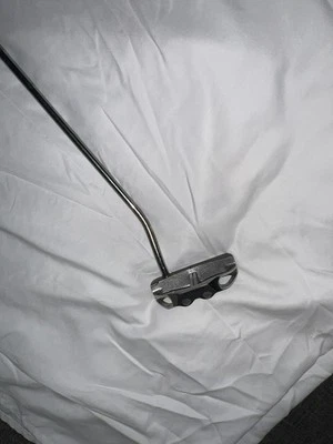 Affinity V Rod VR 8 Stainless Steel Putter Right Handed 33" - Needs New Grip - Image 1 of 4