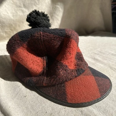 Gorra y puf vintage Buffalo a cuadros rojo y negro corona - sin marca - lana - M/L Foto 1 de 4