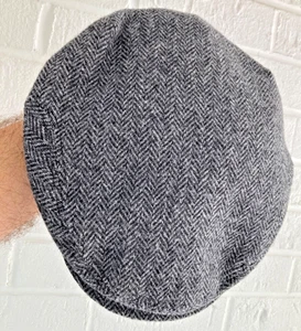 Herren Jos. A. Bank Zeitungsjunge 100 % Wolle Fischgrät Tweed flache Kappe Cabbie Mütze groß - Bild 1 von 9