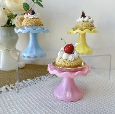 3 Stand Colors Pastel Small Booth Set Cupcake - Image 1 of 3