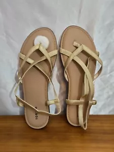 Torrid Gold Thong Women Sandals Size 12WW Stretch Gladiator NWOB - Picture 1 of 5