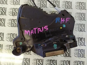 2003 2004 2005 TOYOTA MATRIX Passenger Right Front Door Lock Latch - Picture 1 of 6