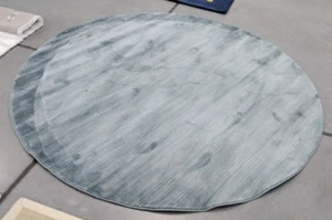 AQUA 6'-7" X 6'-7" Round Back Stain Rug, Reduced Price 1172729371 VSN606B-7R - Picture 1 of 4