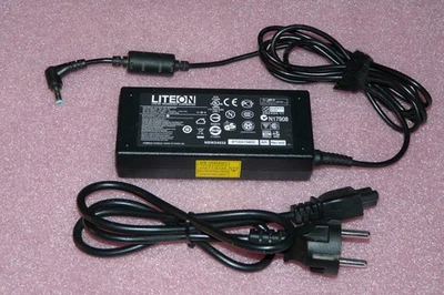 Acer Aspire V17 Nitro VN7-791G Netzteil PA-1900-34 19V 4,74A Blaue Strom Stecker - Bild 1 von 4