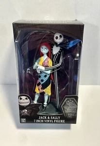 NIGHTMARE BEFORE CHRISTMAS Jack & Sally 7" Vinyl Figure 30th Anniversary NEW - Picture 1 of 7