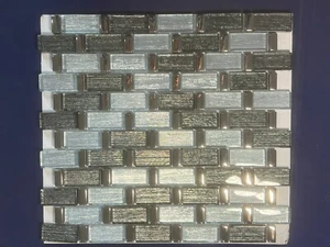 NY29 Silver/Gray Glass Rectangle Mosaic Tile Kitchen Bathroom Backsplash - Picture 1 of 4