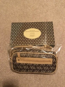 Avon Signature Collection Small Handbag with strap and zip pocket-New in Package - Picture 1 of 6
