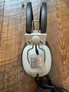 Vintage Realistic NOVA 10 Stereo Headphones - 8 Ohms Made in Japan Clean Retro - Picture 1 of 6