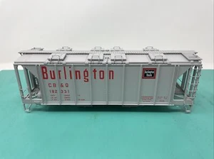 Atlas O 70 Ton Hopper - Missing Trucks & Couplers- Burlington Route CB&Q - Picture 1 of 5