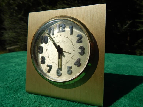 Vintage Europa 2 Jewels Bronze Alarm Clock made in Germany Cover