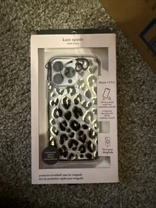kate spade new york Protective Hardshell Case for MagSafe for iPhone 13 Pro - Zdjęcie 1 z 1