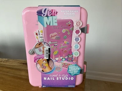 Gen Me Sweet & Style Nail Studio BIN #14 - Изображение 1 из 4