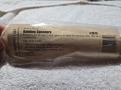 Retired Rare Pampered Chef  #1675 Small Bamboo Spoonners Spoons in sealed pack - Image 1 of 2