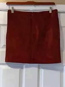 VINTAGE WOMENS DKNY LEATHER SKIRT MAROON SIZE 10, WAIST 32" LENGTH 16" - Picture 1 of 3