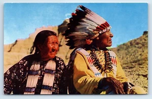 Postal de jefe indio nativo americano y squaw - Imagen 1 de 2